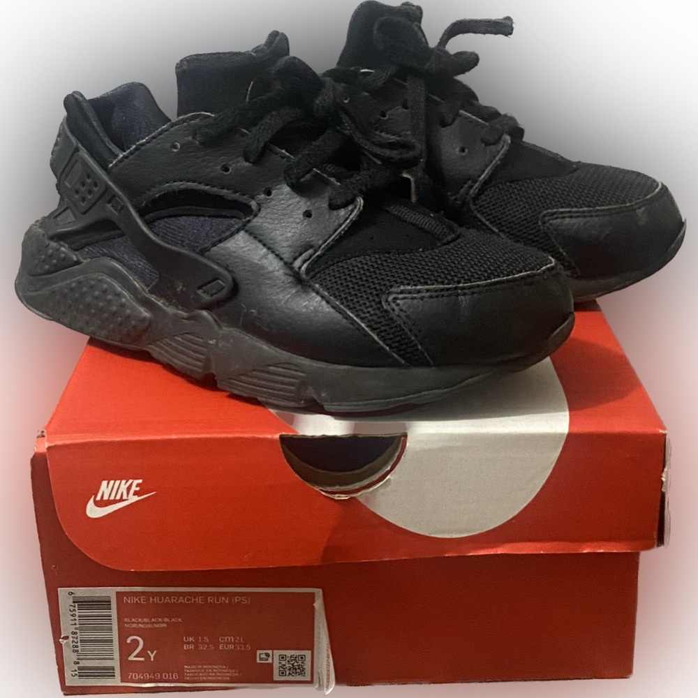 Nike Huarache size 2 (preschool)